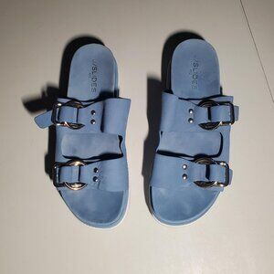 JSlides NYC Baha Double Buckle sandals Womens Sz 9 - Shipping included